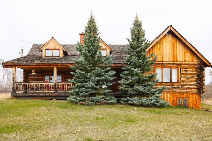 Flying U Ranch Hotel Seventy Mile House Exterior photo