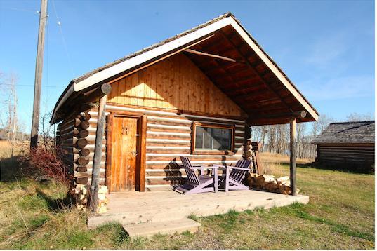 Flying U Ranch Hotel Seventy Mile House Exterior photo